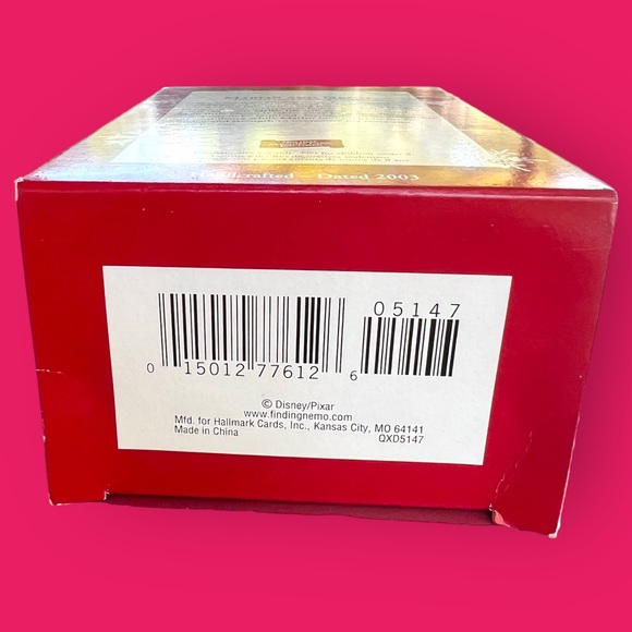 Hallmark Disney Pixar Finding Nemo and Marlin Keepsake Christmas Ornament 2003 - Picture 3 of 3